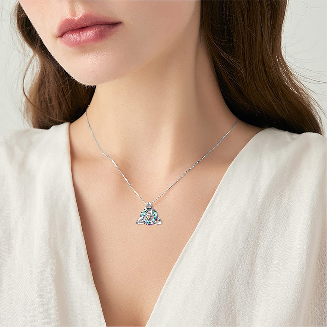 TOUPOP Collana celtica da donna, in argento Sterling S925, con nodo celtico, con cristallo celtico, regalo per l'Irlanda, regalo di compleanno per donne e ragazze