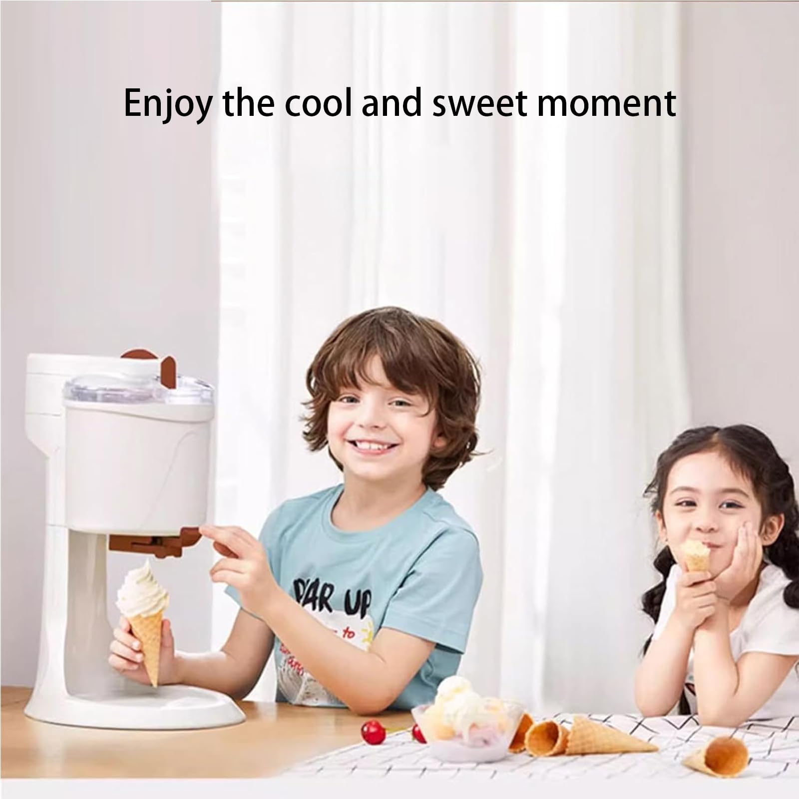 Machine à CrèMe GlacéE Italienne 1000Ml, Machines à crème glacée pour la Maison, Machine à Sorbet au Yaourt congelé, pour mélangeur Portable à la Maison,Red