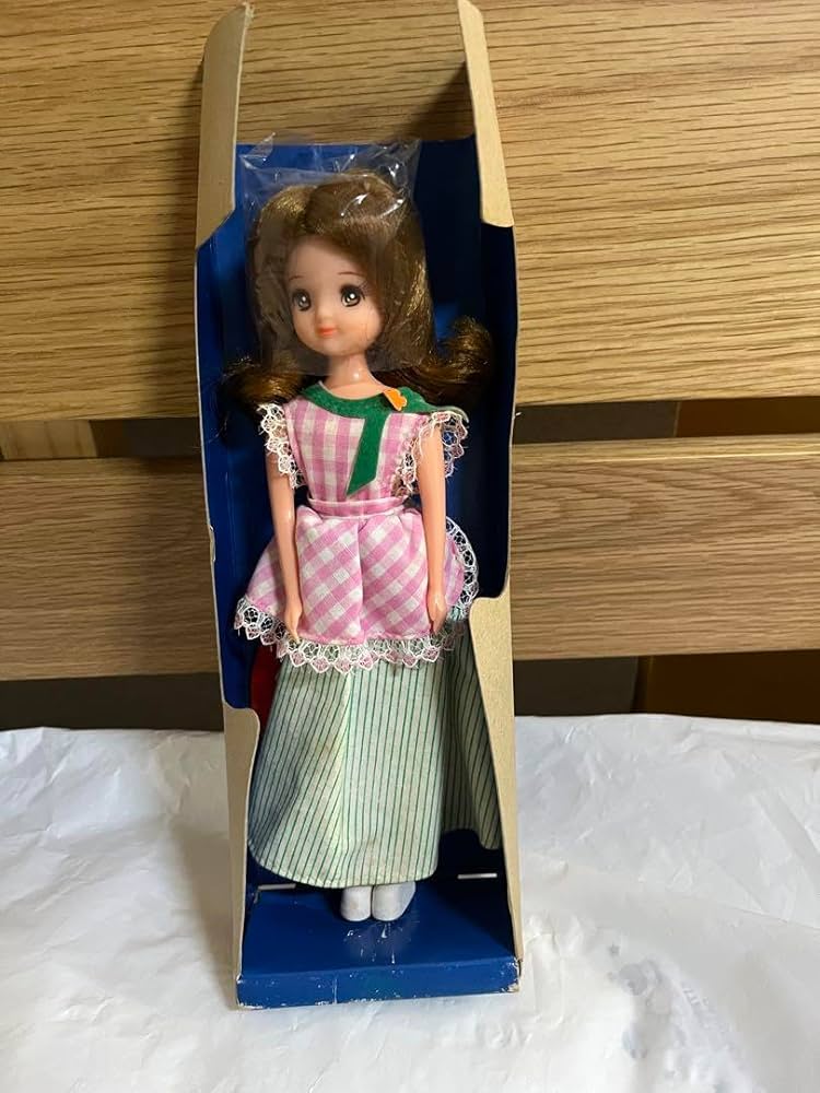 希少2代目リカちゃん 1丁目 テテちゃん ドレス付き　当時物 希少2代目リカちゃん 1丁目 テテちゃん ドレス付き 当時物