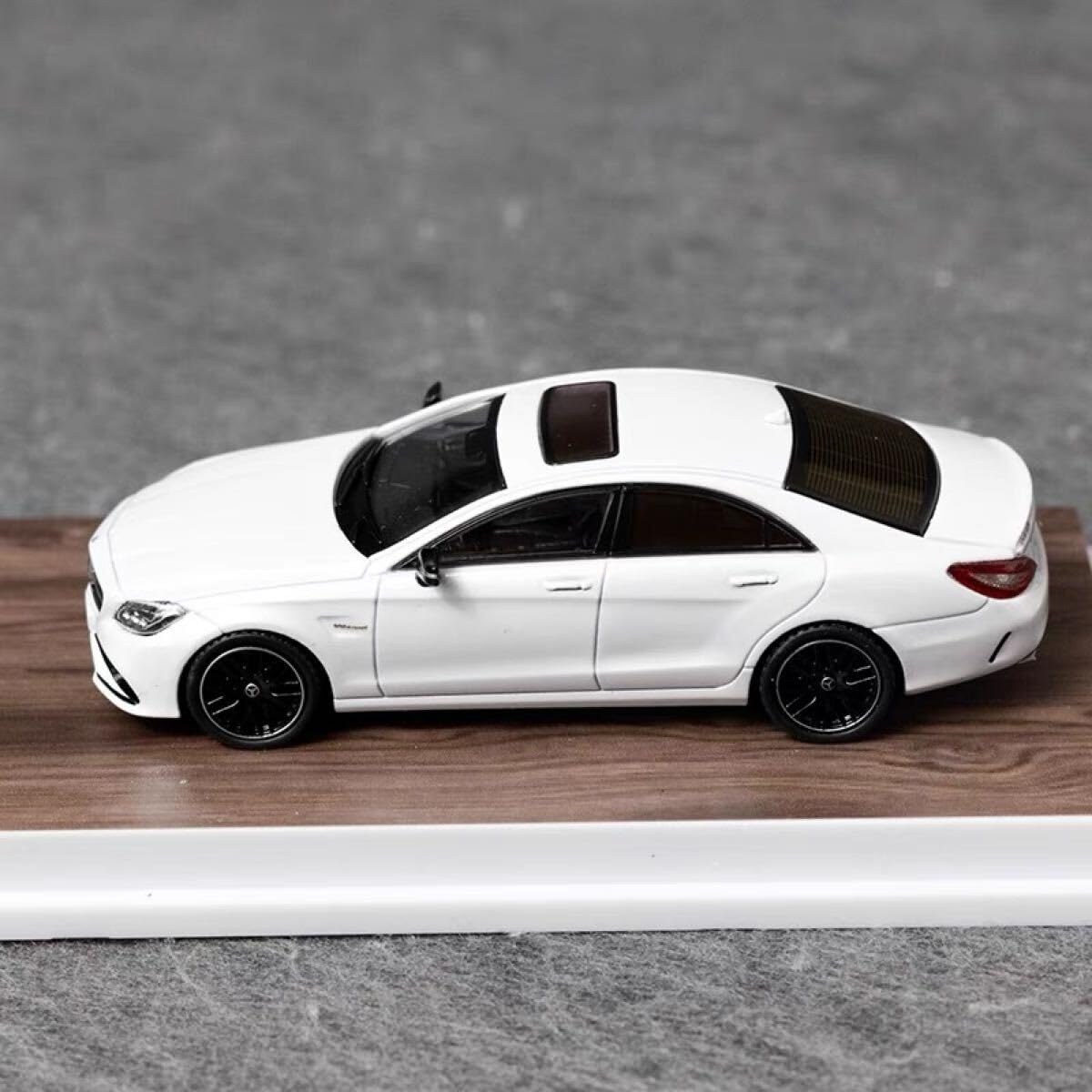 Amazon | 1/64 MJ Benz cls63 amg ベンツ 白 | ミニカー・ダイキャスト