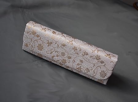 Amazon.co.jp: 十三絃 琴柱入れ ケース 袋 錦 白 (送料など込) : 楽器