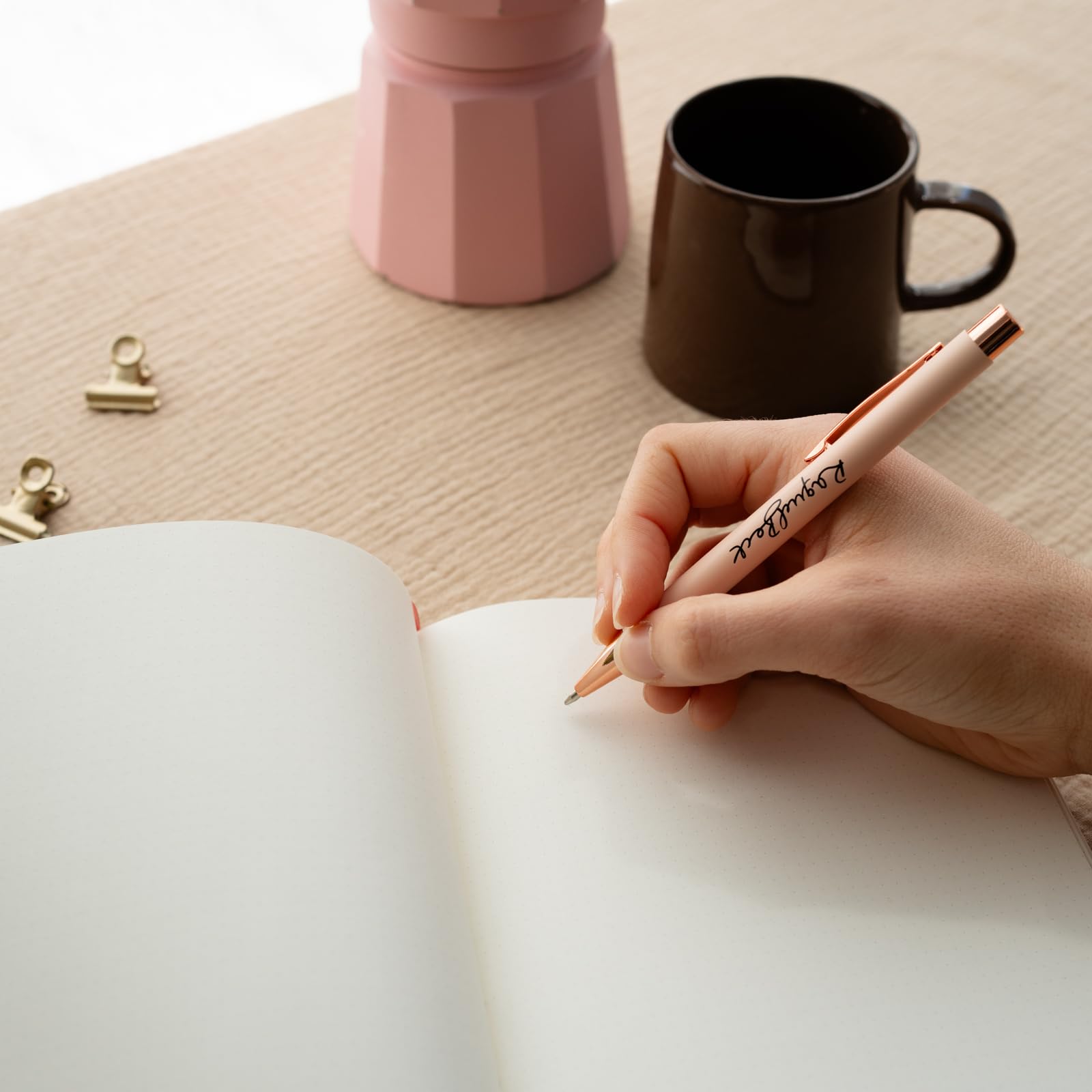 Grupo Erik - Carnet de Notes avec Stylo | Bullet Journal | Notebook | Bullet Agenda | Carnet Pointillé Format A5