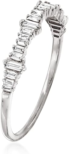 Miniatura 3 de Ross-Simons Anillo de diamantes baguette de 0.20 qt t t en oro de 14 kt, Diamante, Diamante