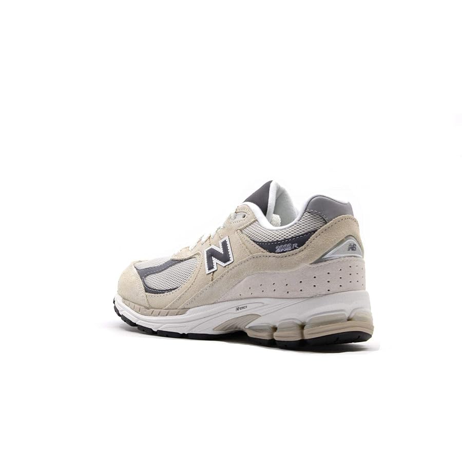 Amazon.com | New Balance 2002R Shoes - Sandstone/Magnet