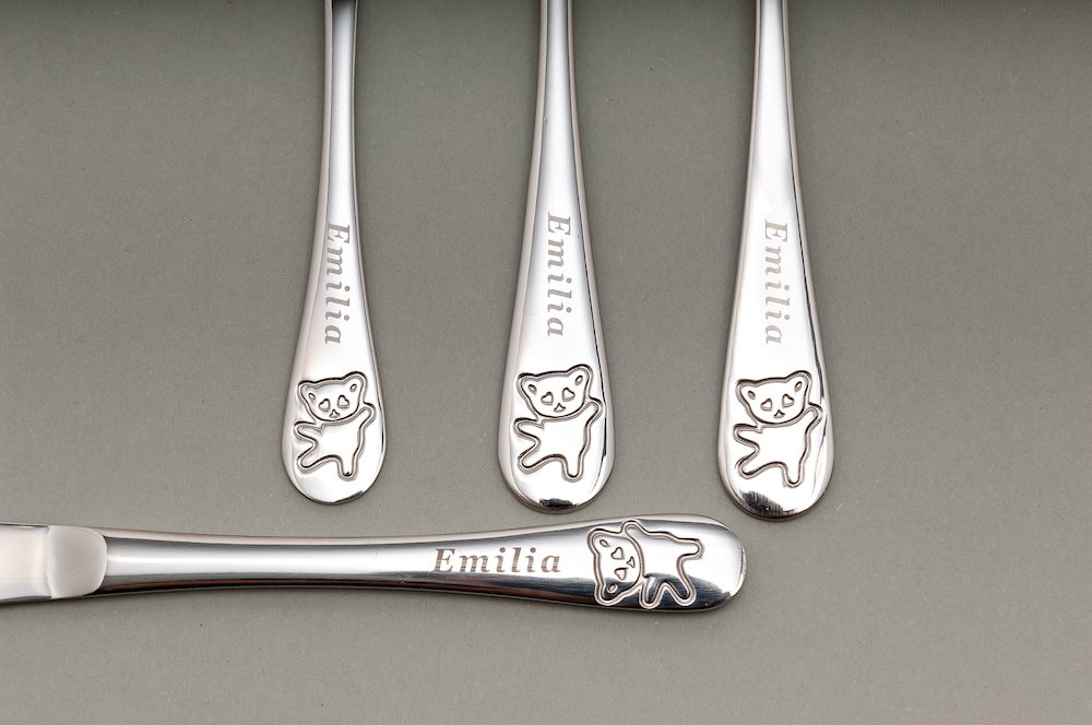 Posate per bambini con incisione del nome/motivo "ORSETTO" orsacchiotto TEDDY / 4 pezzi (tutti e 4 incisi col nome) / acciaio inox/incisione in un font attraente