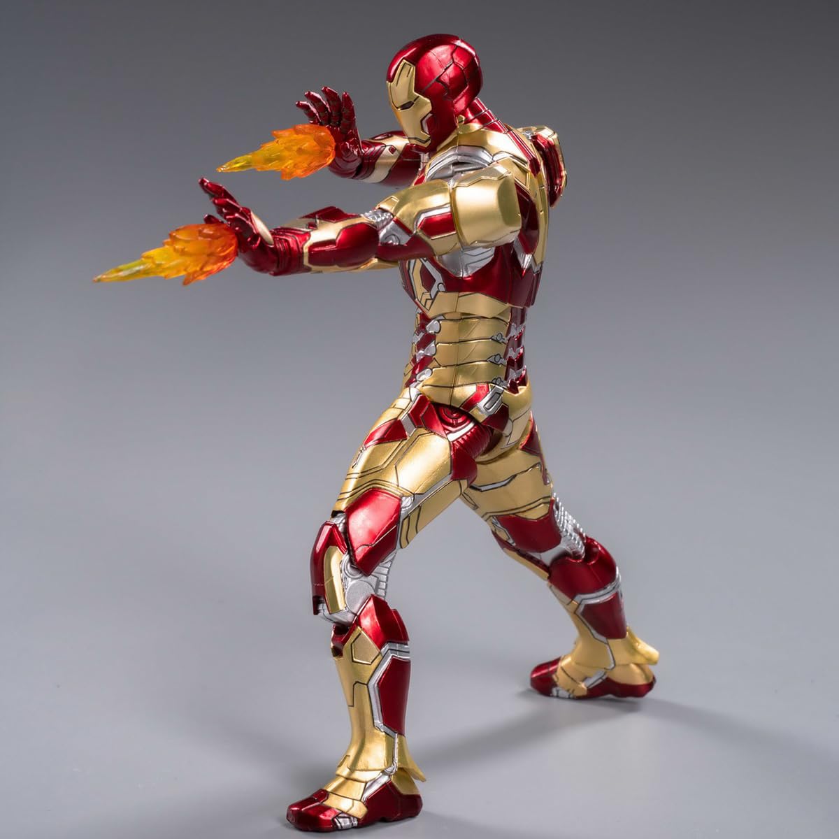 ZDTOYS　アイアンマン　中動玩具 Amazon.co.jp: HiPlay 中動玩具 ZDTOYS 1/10 アイアンマンMK42