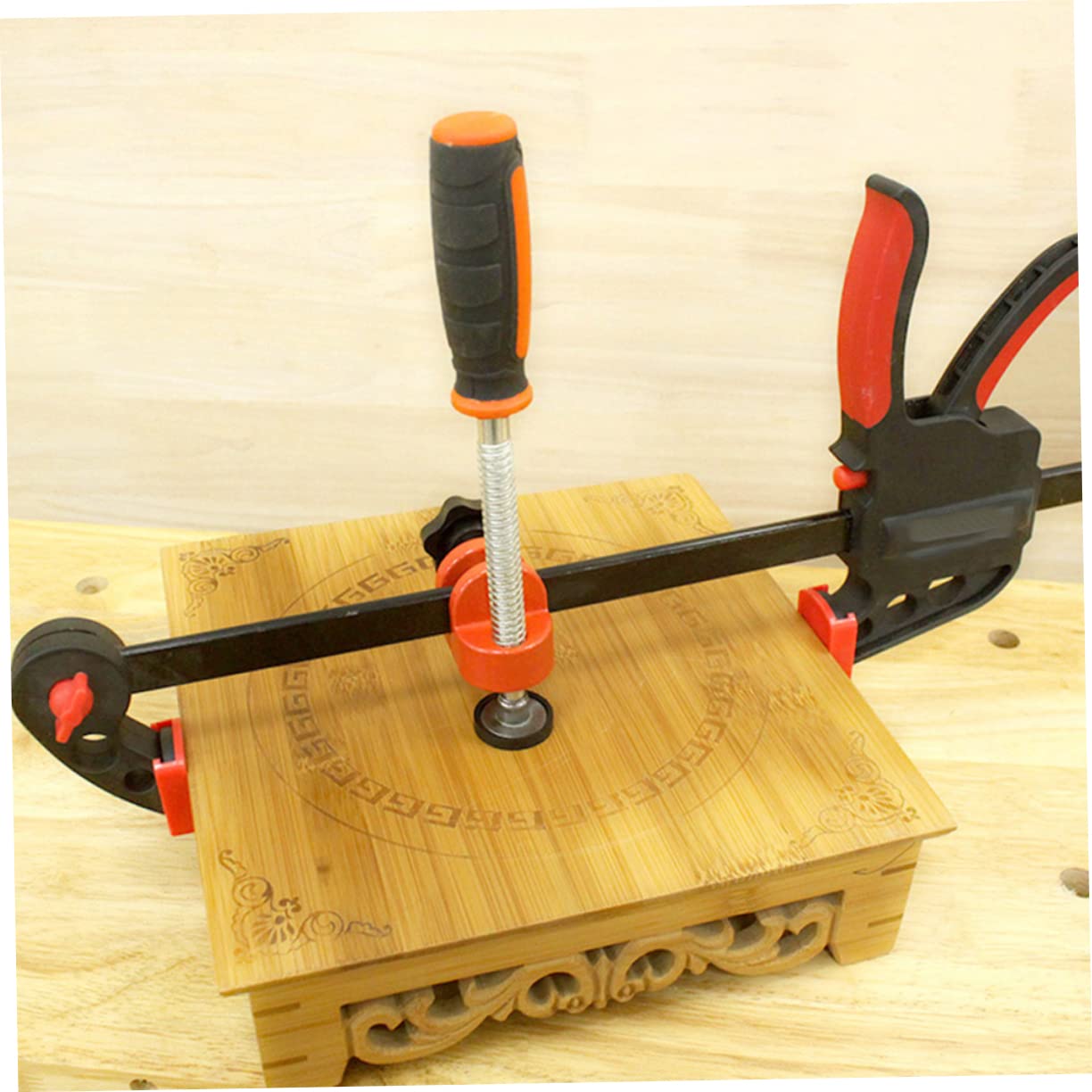 HOLIDYOYO 1Pc Heavy Duty Clamp for Woodworking Ergonomic Design Quick Fixing Clip Expansion Auxiliary Tool for Projects and Professional Use