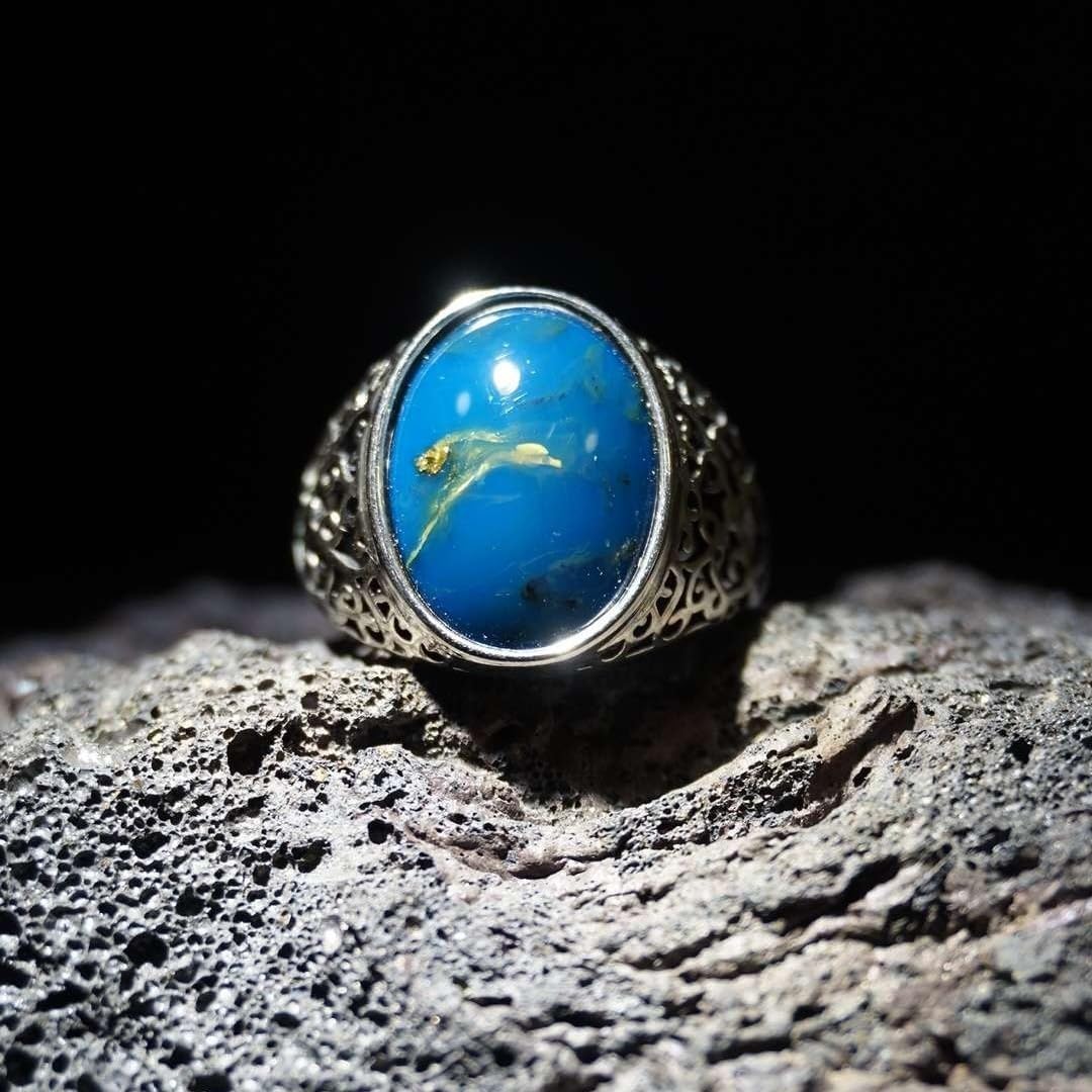 Genuine natural Dominican Sky Blue landscape plant Amber ring
