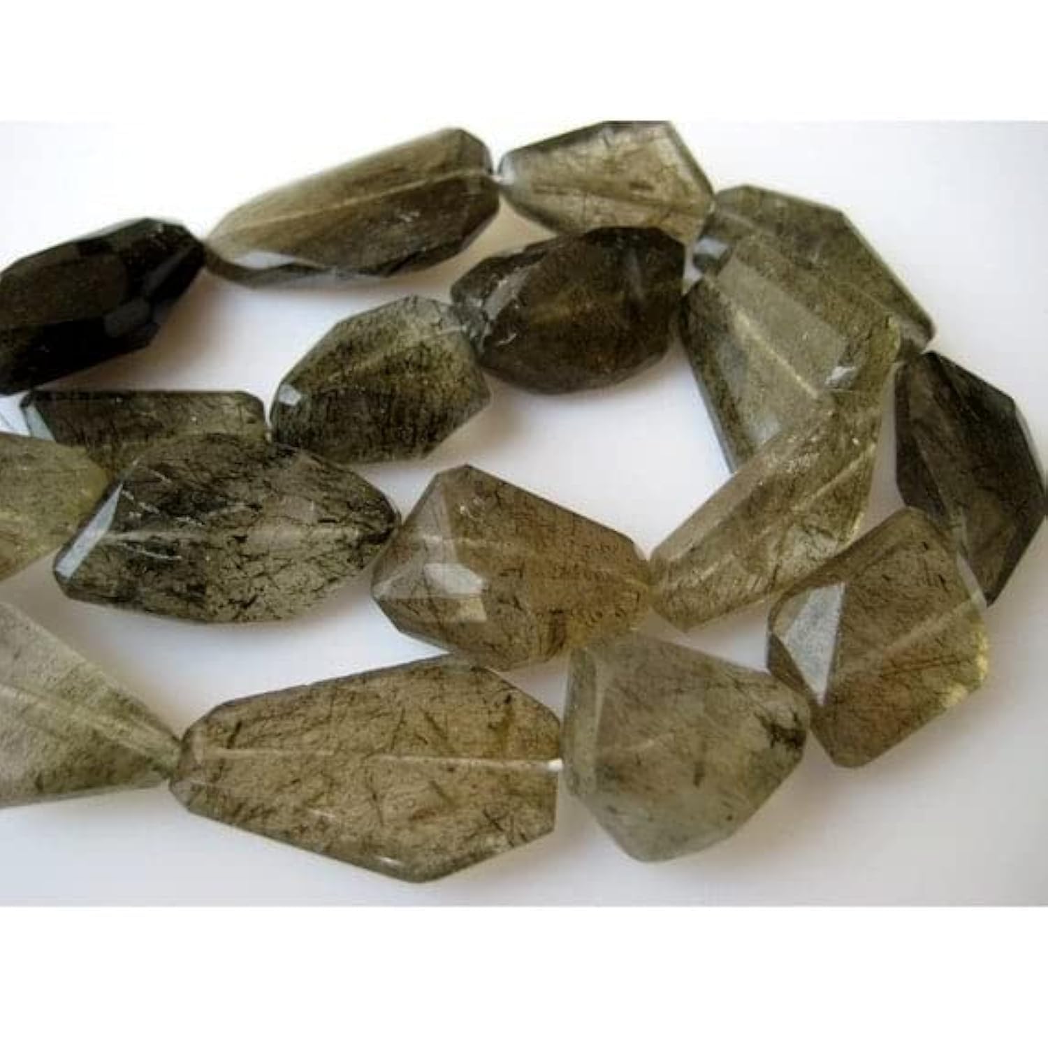 Perles quartz rutilé vert nuggets 16mm-20mm fil 8 pouces pour bijoux originaux