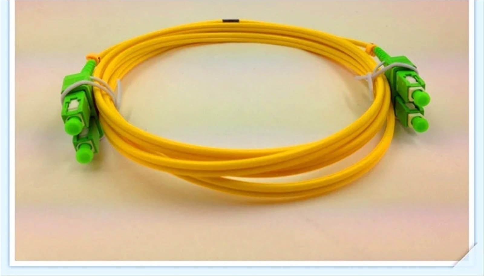 Cordons de brassage fibre optique SC/Couture coudée - SC/Couture coudée DX Duplex monomode 9/125 µm, longueurs 1, 2, 3, 4, 5 et 7 mètres, livraison rapide, lot de 20.(2MTR)