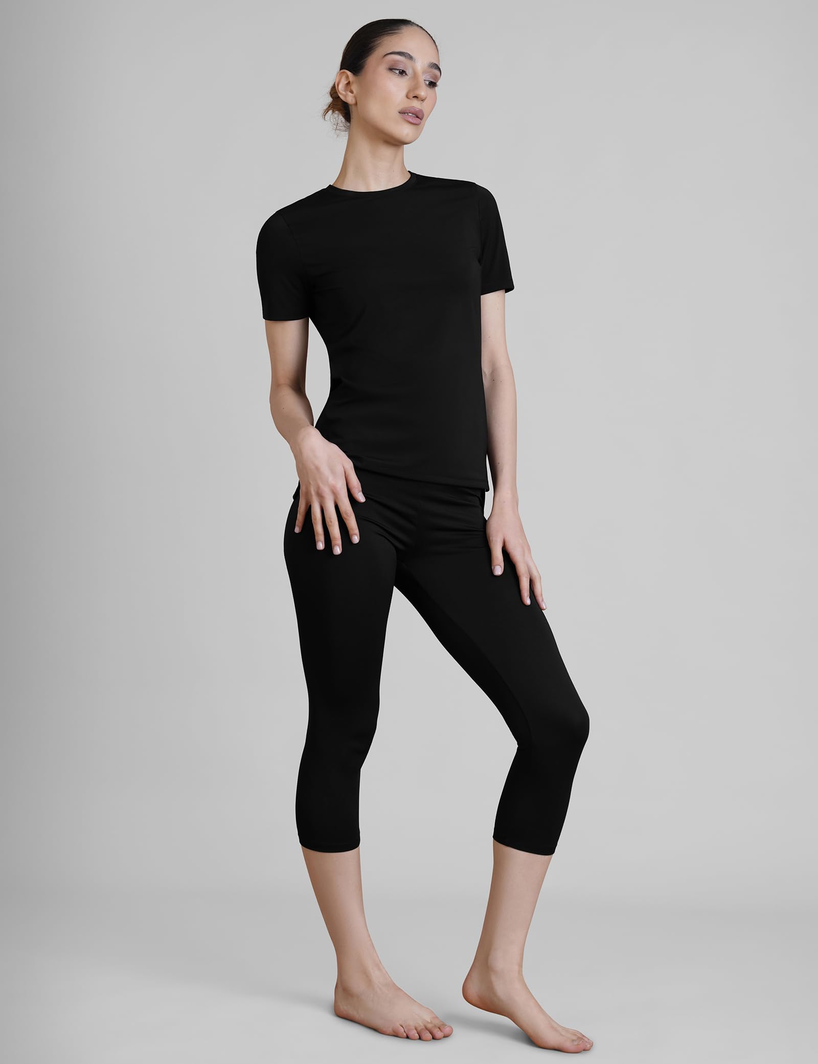 Camiseta deportiva para mujer de corte ajustado que absorbe la humedad, ligera, para gimnasio, yoga y correr, transpirable, dobladillo con abertura lateral, cómoda ropa de entrenamiento para