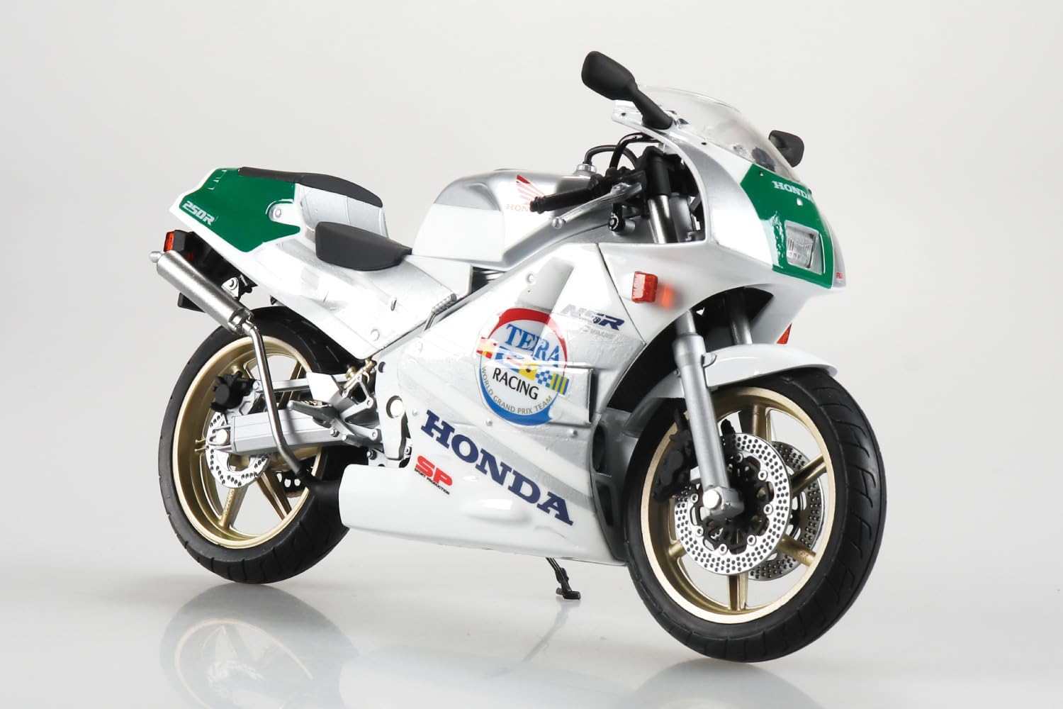 HONDA NSR250R SP ロスマンズ純正リアシートパネル Amazon | 青島文化教材社(AOSHIMA) 1/12 完成品バイク Honda NSR250R