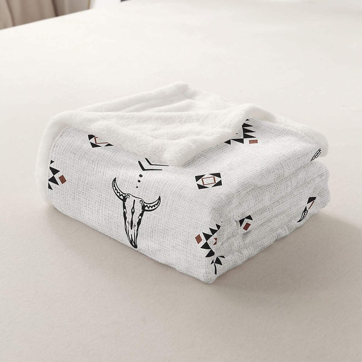 Erosebridal Western Aztec Fleece Blanket Baby Size, Boho Farmhouse Sherpa Blanket for Kids Boys Teens Ethnic Southwest Bull Skull Cow Fuzzy Plush Throw American Native Southwestern Decor