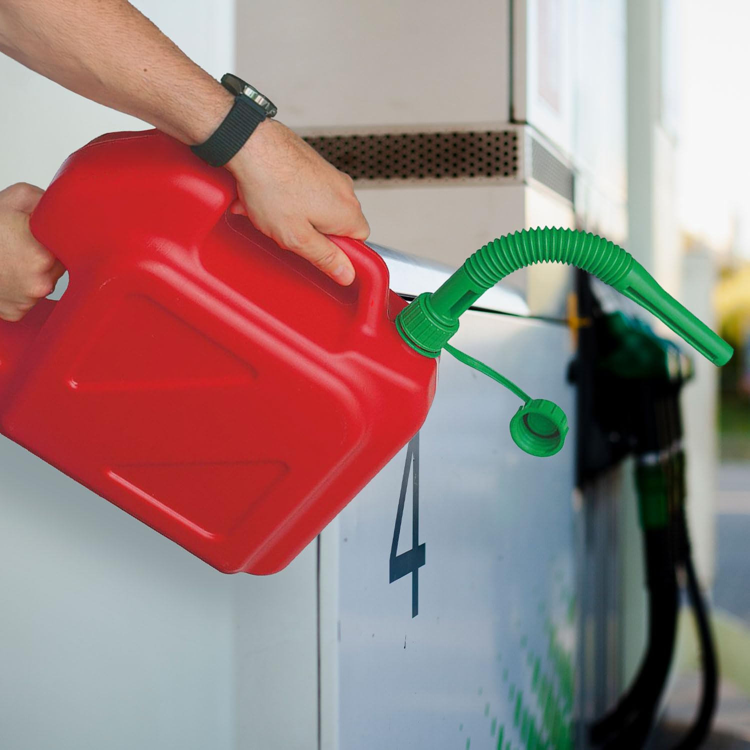 ToM PaR Benzinkanister 10 Liter HDPE | Kraftstoffkanister für Benzin & Diesel | EU-zertifiziert | Füllstandsanzeige | Ausgießer mit Entlüftung | Rot