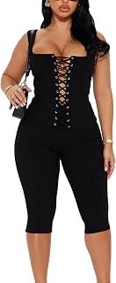 Sleeveless crop top and capri pants two-piece set