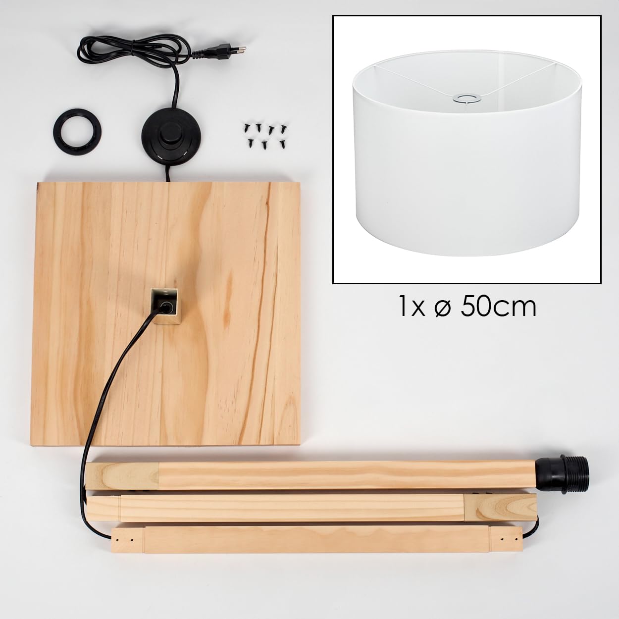 HOFSTEIN Stehleuchte Flemming, Stehlampe aus Holz im modernen Boho-Design, Schirm aus Stoff, Ø 50 cm, 170 cm, E27, mit Fußschalter - Wohnzimmer, Schlafzimmer, Esszimmer, Flur