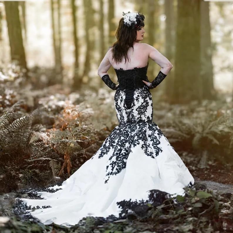 Gothic Mermaid Wedding Dresses for Bride Strapless Black Lace Bridal Gowns Sweetheart Wedding Gowns with Train2