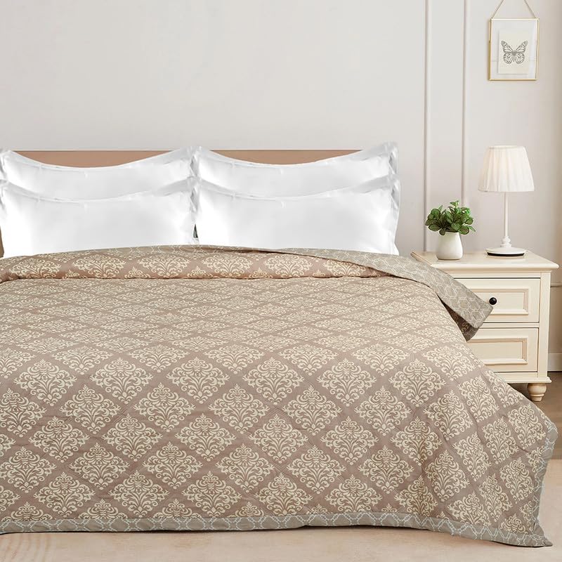 VAS COLLECTIONS Ultrasonic 280tc All Season Supersoft King Size bedcover/Rajaai Quilted Bedspread Ac Blanket/Comforter for Double Bed Durable and Lightweight 220 x 230 Cm, Traditional Mouse