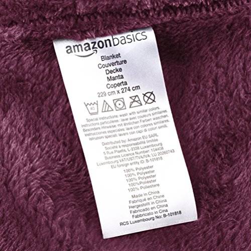 Amazon Basics Überwurf Kuscheldecke, Nicht beheizt, aus weichem, samtigem Plüsch, 168 x 229 cm, Aubergine