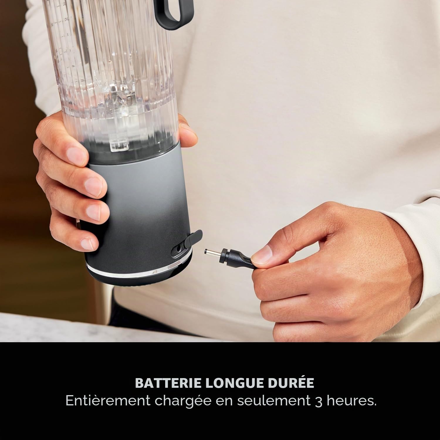 Ninja Blast Max BC251EUGY Mixeur portable, 570 ml, batterie rechargeable, tasse de mélange et couvercle anti-fuite, 3 fonctions de mélange, permet de préparer des smoothies, des boissons protéinées