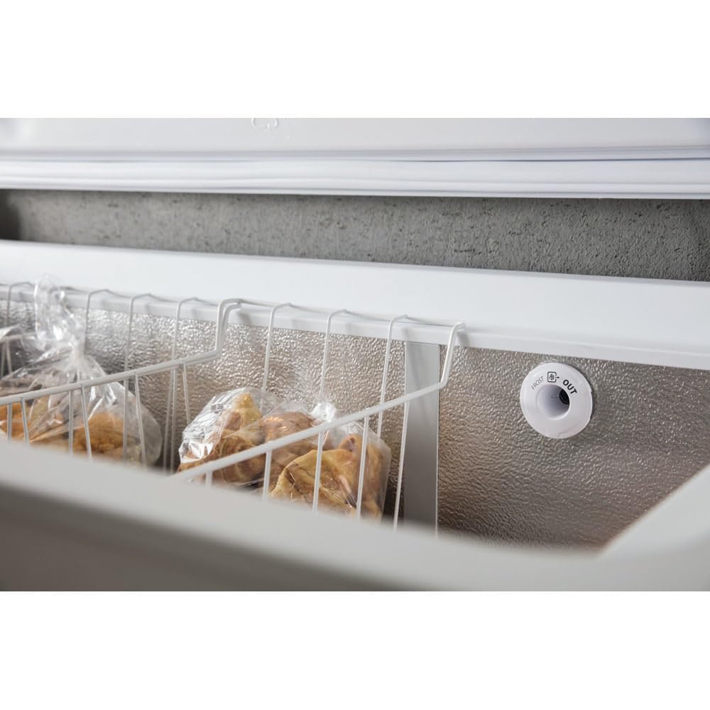 Whirlpool WHE39352 FO, Congelatore A Pozzetto, 390 L, 91,6x140,5x69,8 cm, Tecnologia FastFreezing, Bianco