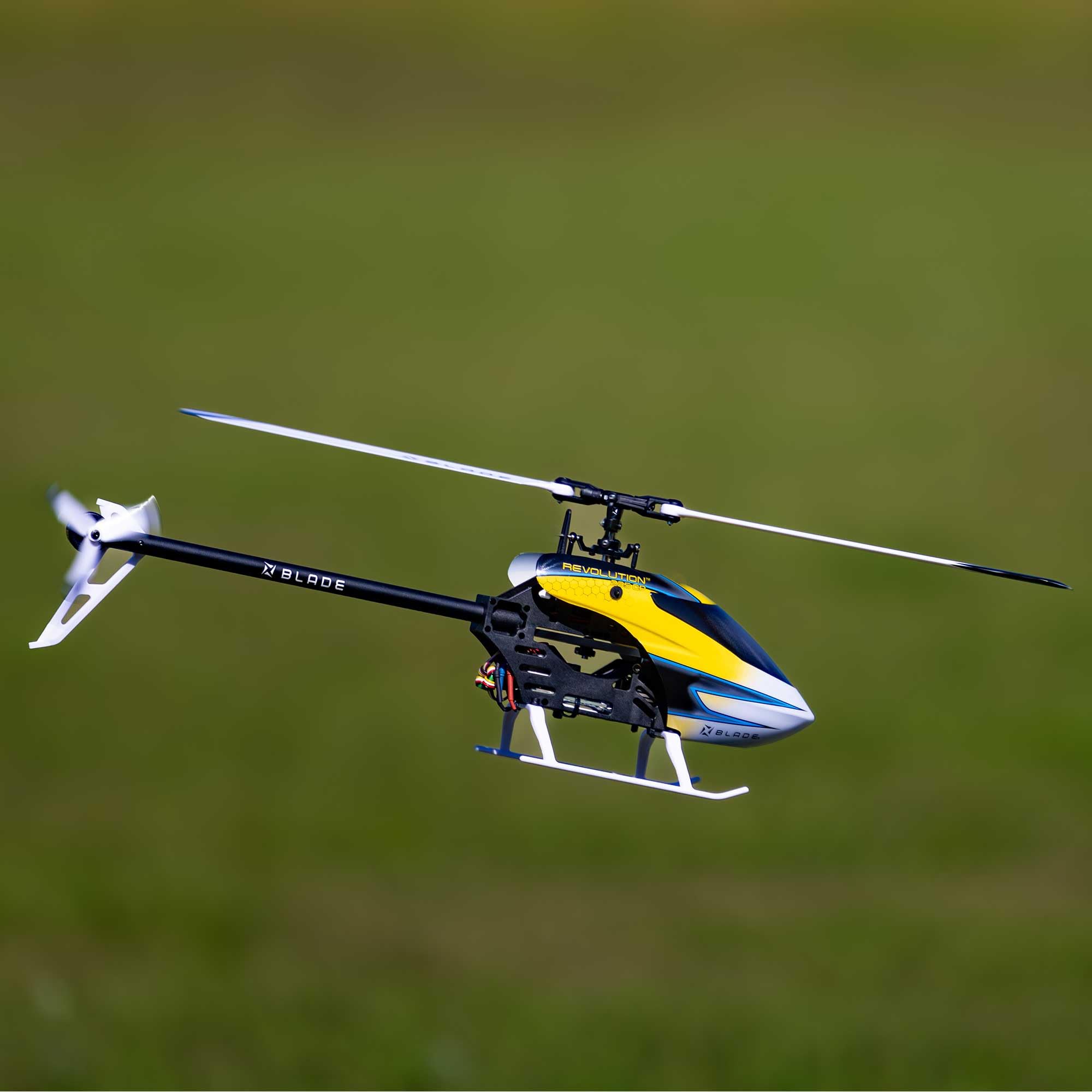Blade Revolution 235 Collective Pitch, Ready to Fly Basic, Safe Mode, 3D Flug, Ferngesteuerter Helikopter ohne Akku und Ladegerät