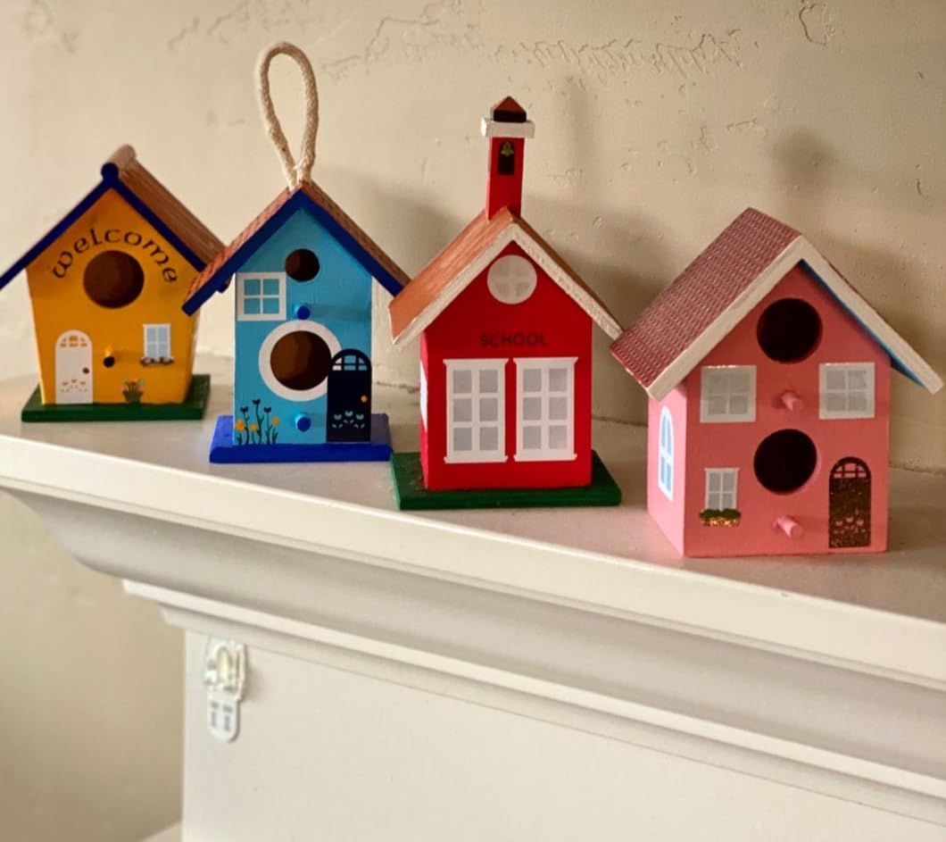 ® Mini casa para pájaros de 4 pulgadas de alto, juego de 4 estilos, pequeña madera sin terminar lista para pintar o decorar 4