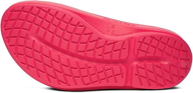 Amazon | [ウーフォス] サンダル OOmega レディース Neon Berry