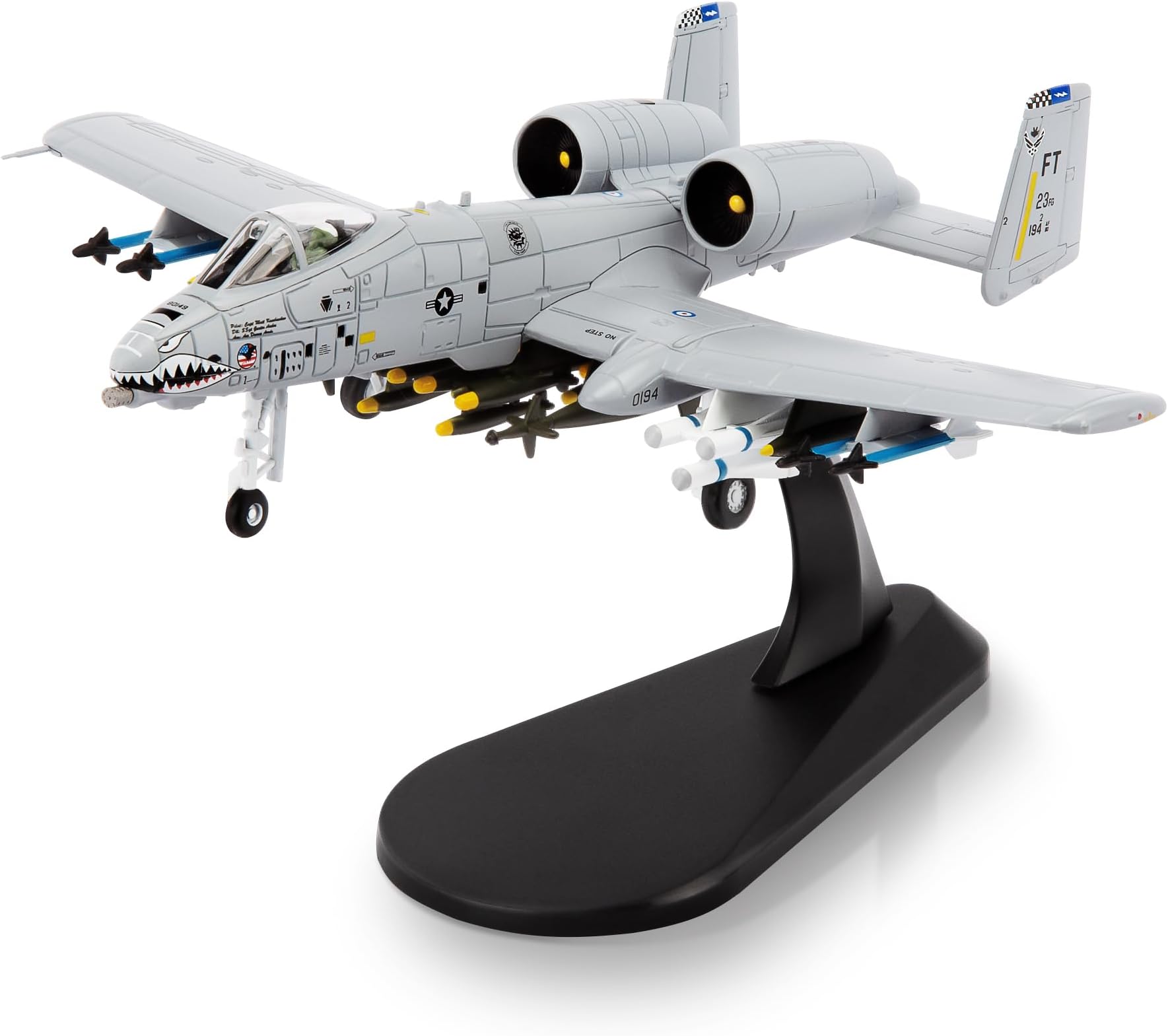HANGHANG 1/100 A-10 Thunderbolt II Warthog Attack Planeï¼Ë†Painted Versionï¼â€° Metal Fighter Military Model Diecast Plane Model for Collection or Gift