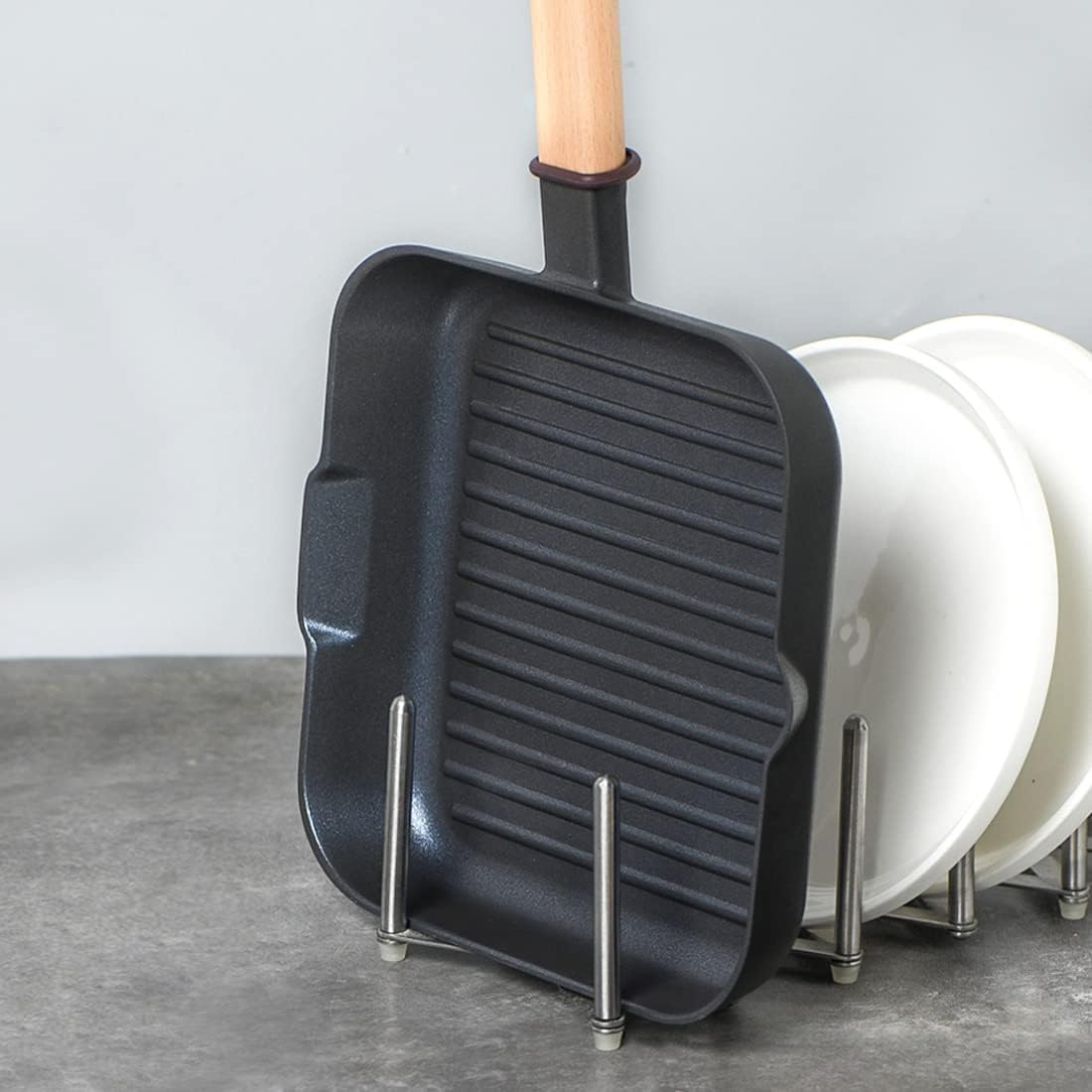 Taste plus 9.5 Inch Nonstick Grill Pan Induction, Square Steak Grill Pan with Wooden Handle and Pour Spout: Home & Kitchen