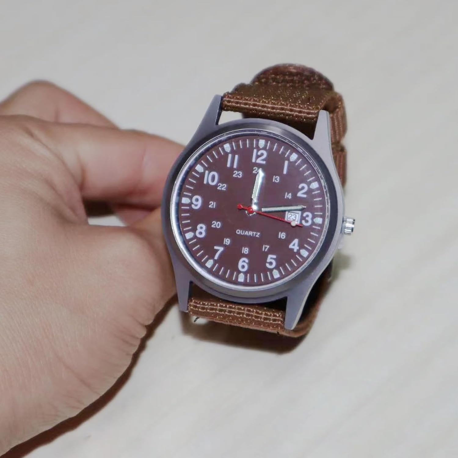 Men's Casual Watches, Fashionable Men's Watches,Nylon Canvas Strap Alloy Case Quartz Watch,Easy to Read Time and Date