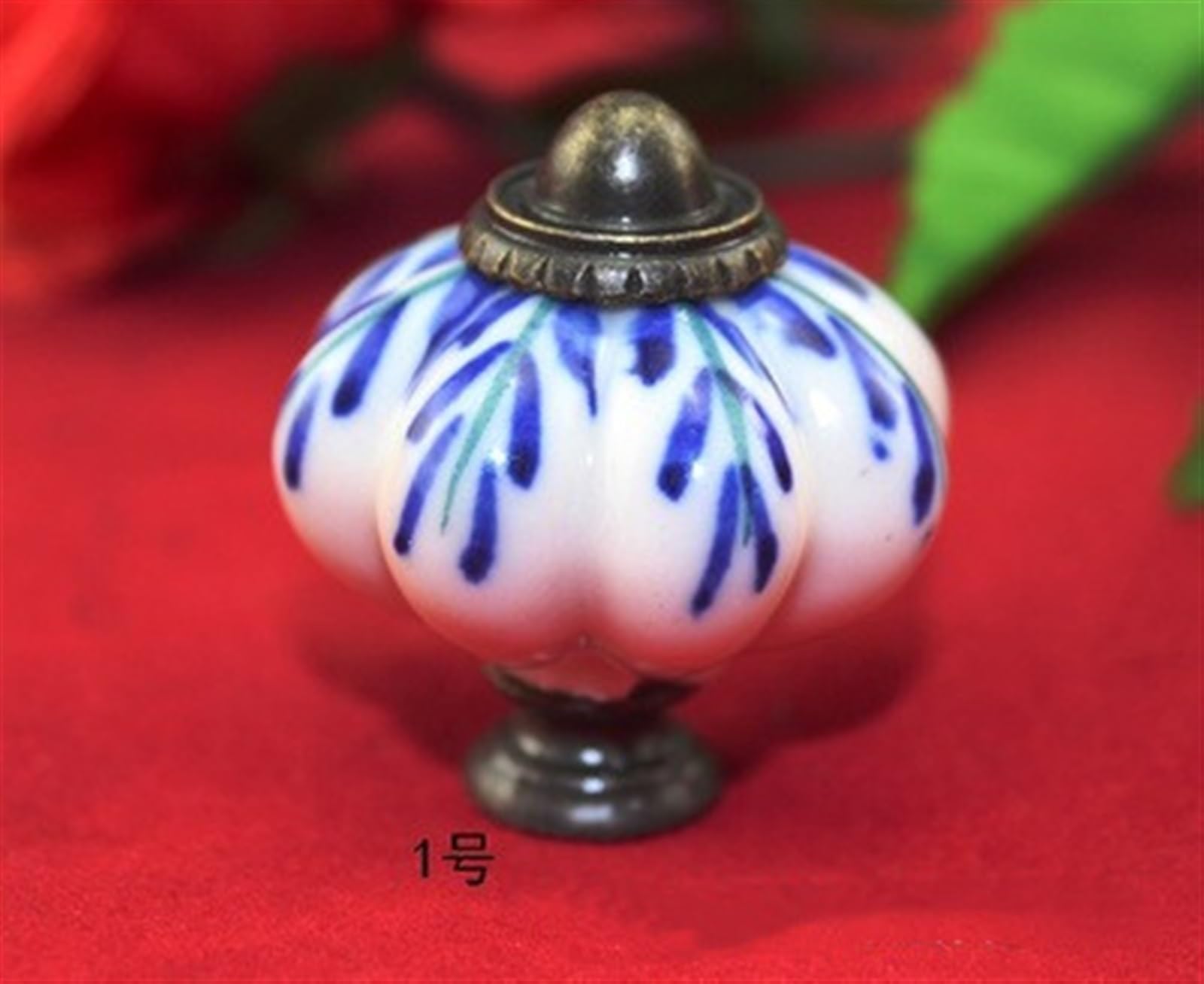 Tiradores de cajón de cerámica WouND de 38mm con diseño de calabaza en color N