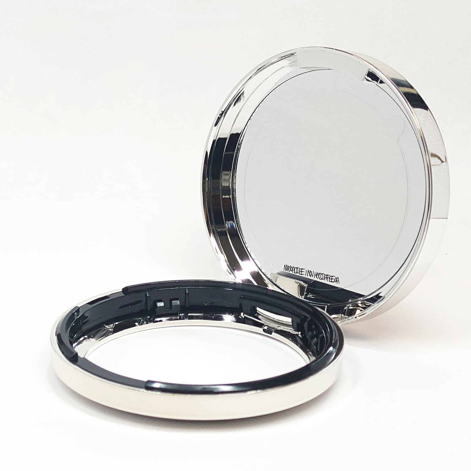 DIOR 2024数量限定ケース＆フォーエバーグロウクッションファンデ Christian Dior ディオール ディオールスキン フォーエヴァー