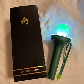 Amazon.co.jp: MGA Official Light Stick ミセス ライト