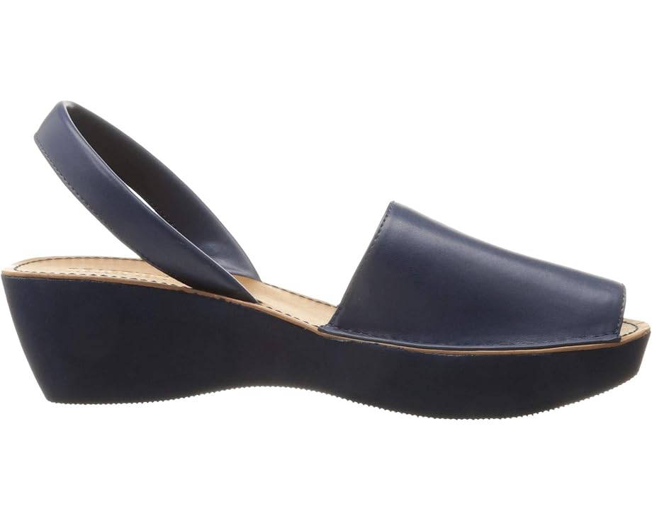 Kenneth Cole Reaction Fine Glass - Right View