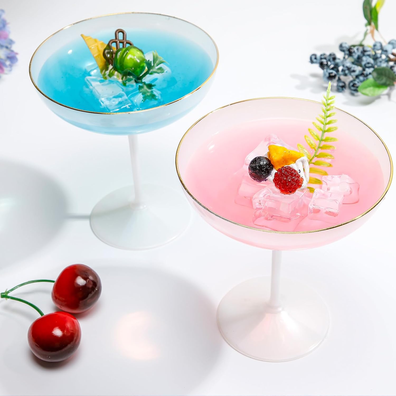 LemonRoad 24 Pcs Detachable Martini Glasses 9oz Disposable Plastic Coupe Cocktail Dessert Glassware Set for Champagne Wine Wedding Birthday Holiday Party Supplies (Pearl White)