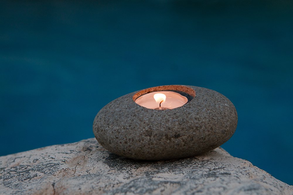 Natural Beach Pebble Tea Light Candle Holders (Single)