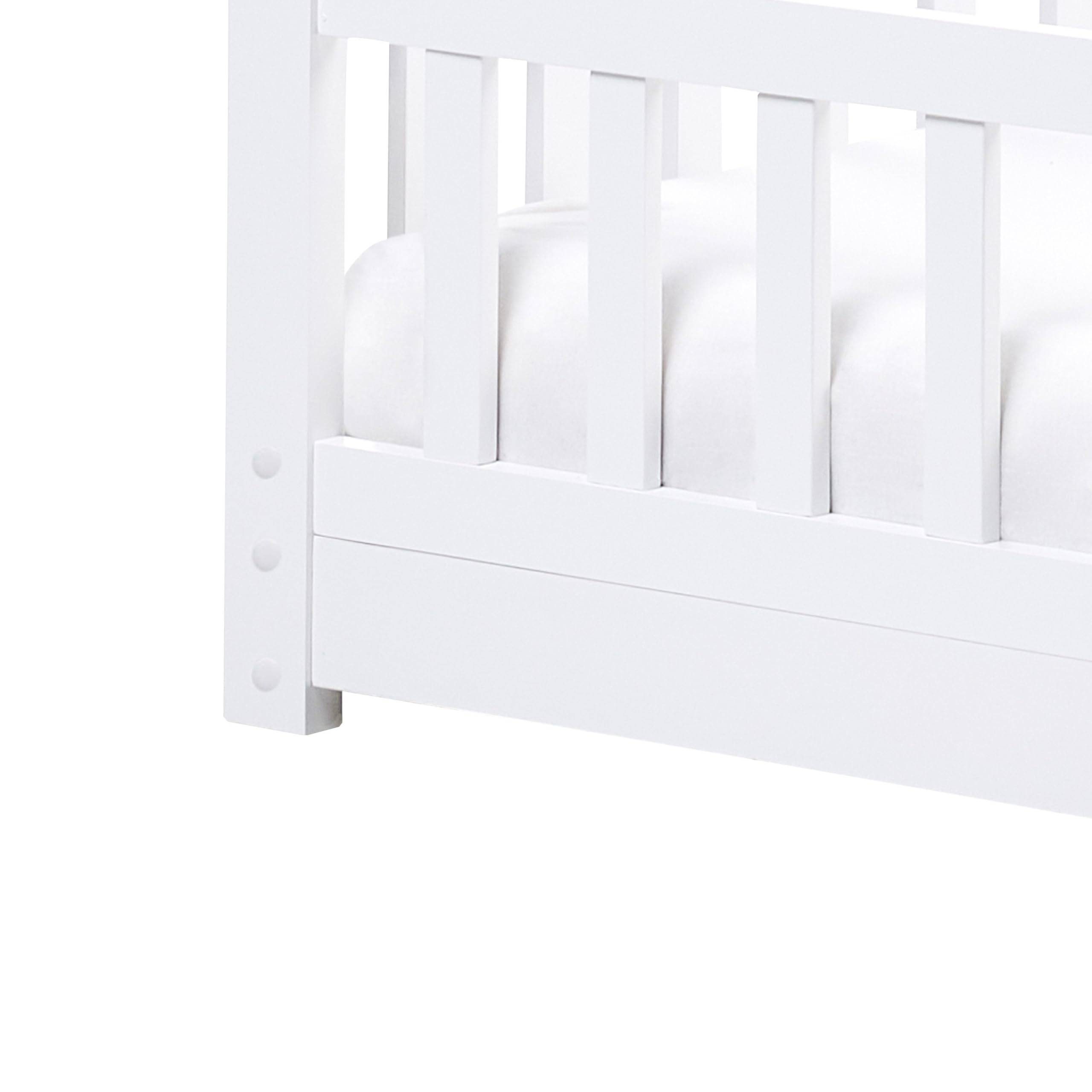 Beliani Hausbett für Kinder Holz weiß Lattenrost 90x200 cm mit Rausfallschutz Cossaye