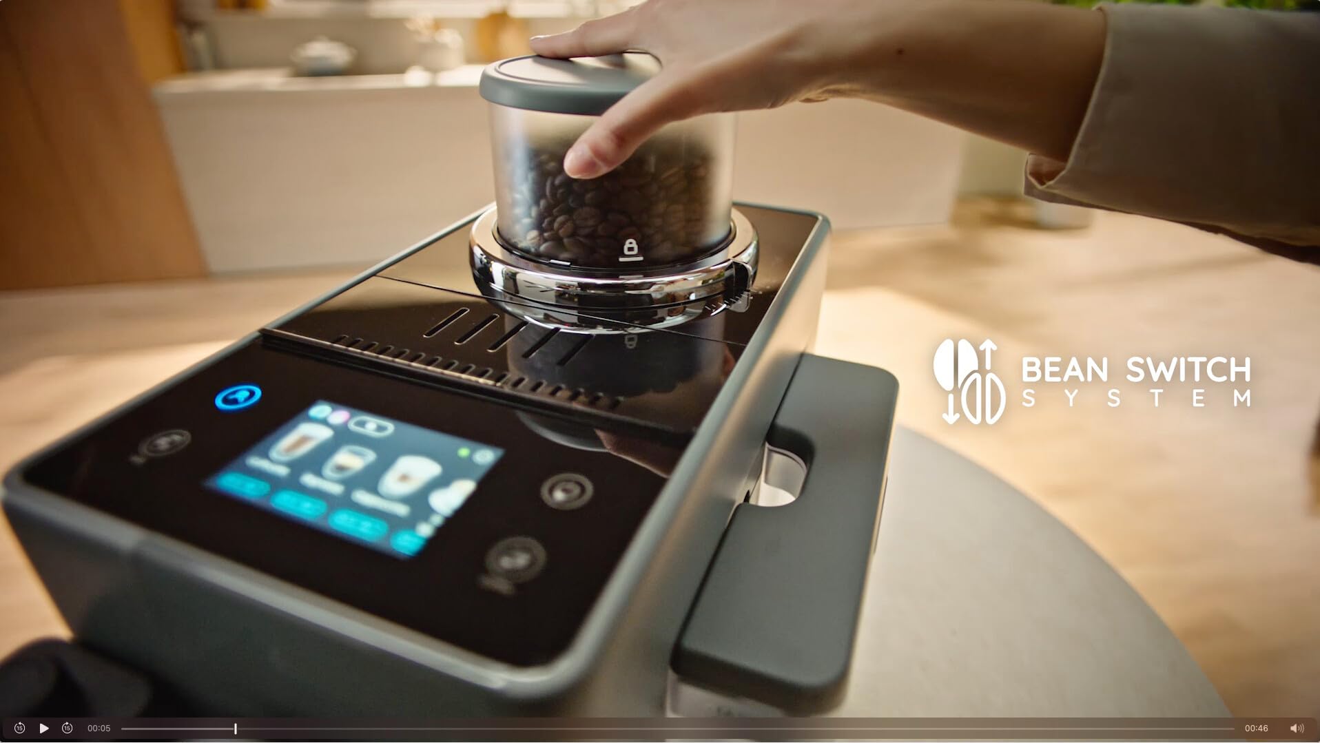 De'Longhi Kimbo DLSC611 Caffè in grani 35% Arabica e 65% Robusta per Macchine da Caffè Automatiche, 1KG, Made in Italy, Tostatura media, Gusto Speziato e Caramello, Origine Brasile, Colombia e India