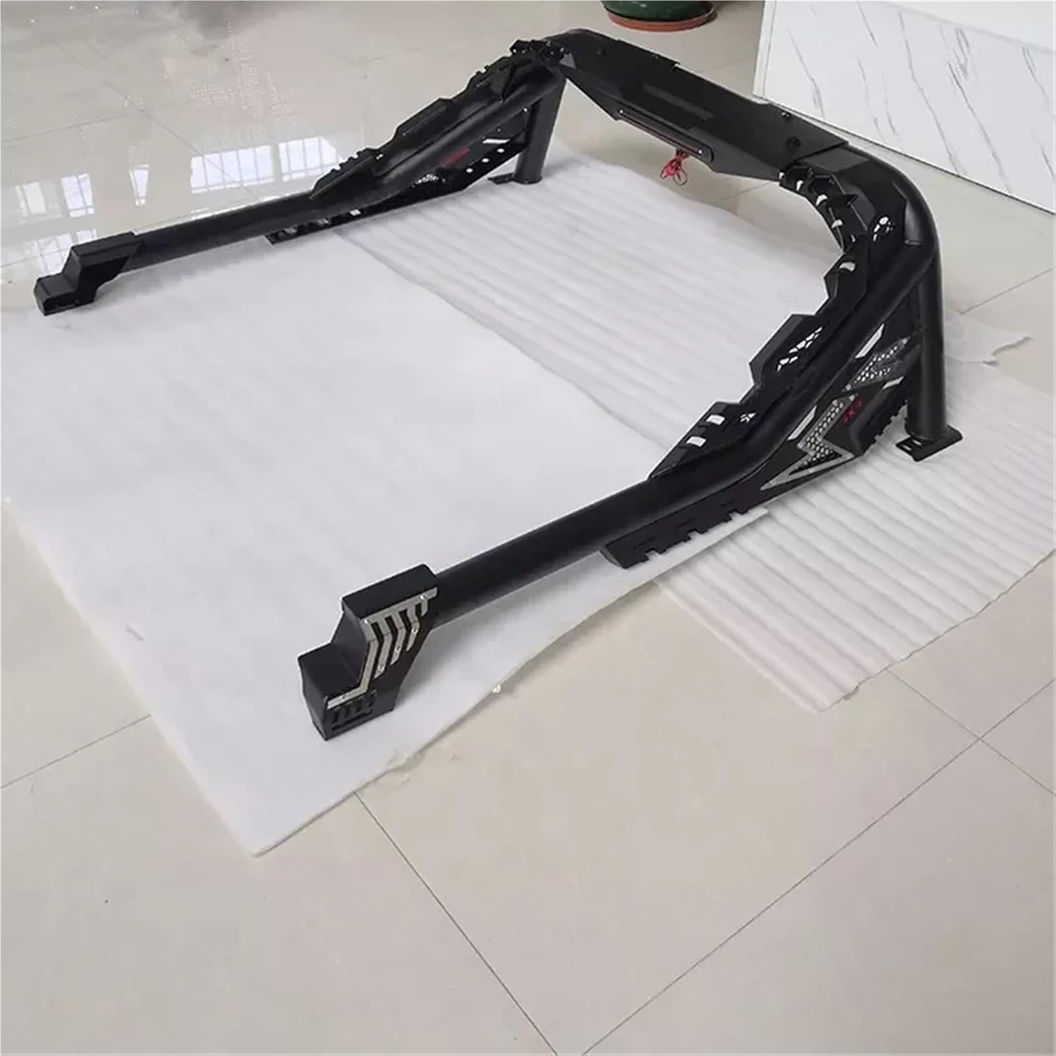 Universal 4x4 Pickup Carbon Steel Trunk Gantry Roll Bar Compatible with Nissan Navara NP300