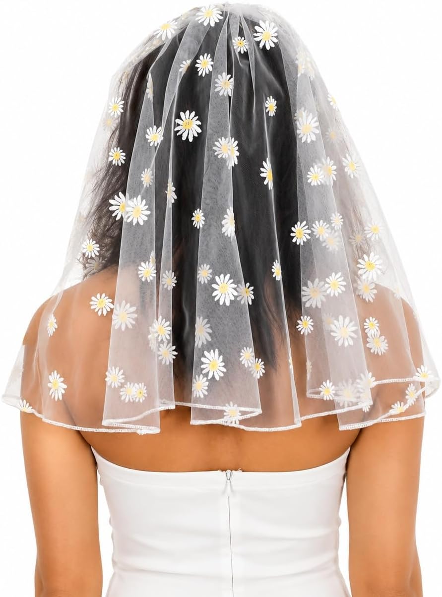 Handmade Daisy Bridal Veil, White Tulle Short Wedding Veil, 18" | Yellow Flowers, 60s Retro Boho Style, Gold Metal Comb, Bachelorette & Bridal Shower Accessory