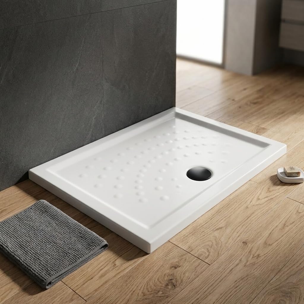 Piatto doccia 72x90 h6cm in ceramica bianca antiscivolo | Malta | Altezza 6 cm, bordo rialzato, 3 lati smaltati, superficie antiscivolo, piletta non inclusa