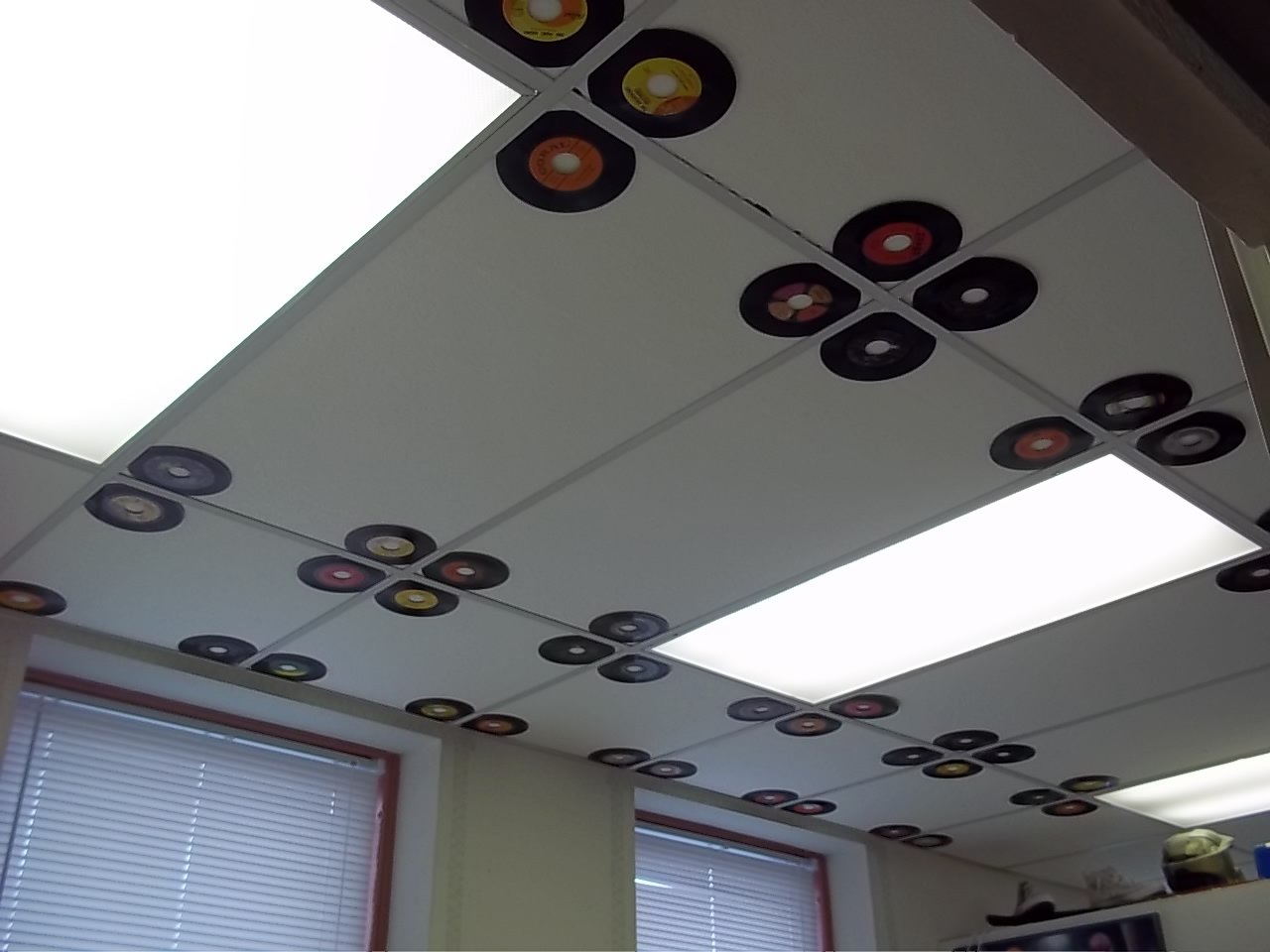 (30) 7" Vinyl Records for Crafts & Decoration Music