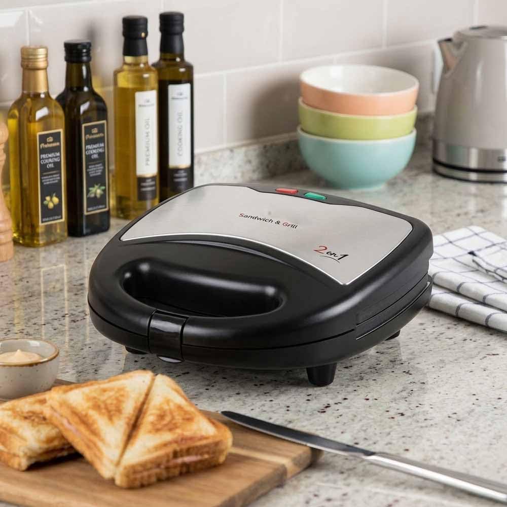 Sandwichera Multifunción 2 en 1 | 750 W | Placas Intercambiables para Sándwich y Grill | Recubrimiento Antiadherente | Protección contra Sobrecalentamiento