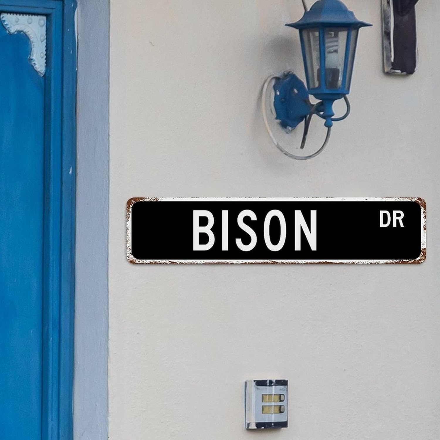 Bison Street Signs Metal Sign Bison Decor Gift Home Decor for Bison Lover Animal Rustic Wall Art Farmhouse Decorative Sign Home Decor for Bedroom Kitchen Cafe Bar Office Garage Indoor/Outdoor Use