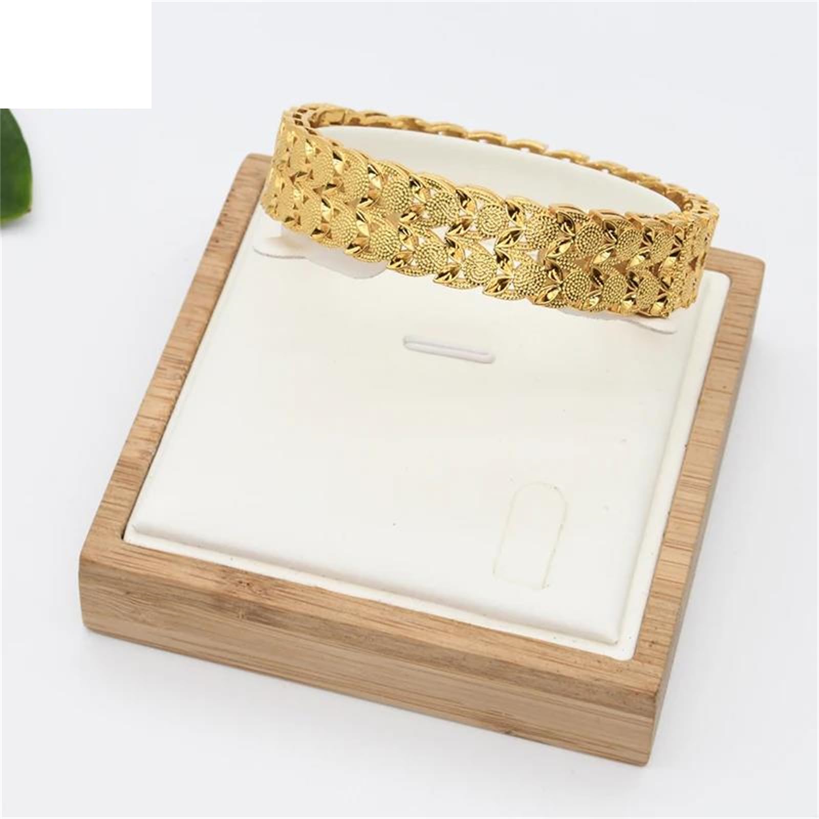 LLXYWJ Bracciale Rigido Regolabile da Donna Color Oro Largo 13 mm, caratterizzato da Un Polsino in Stile Designer per Una Dichiarazione di gioielleria Bohémien