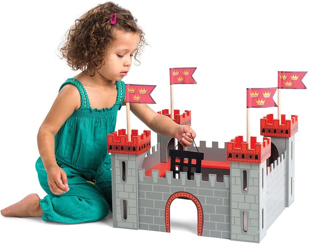 Le Toy Van - TV256 - Castello di legno gioco per bambini 3 anni, My First Castle, include 30 adesivi per decorare il castello, con 4 torri e ponte levatoio funzionante, 43 x 43 x 42 cm