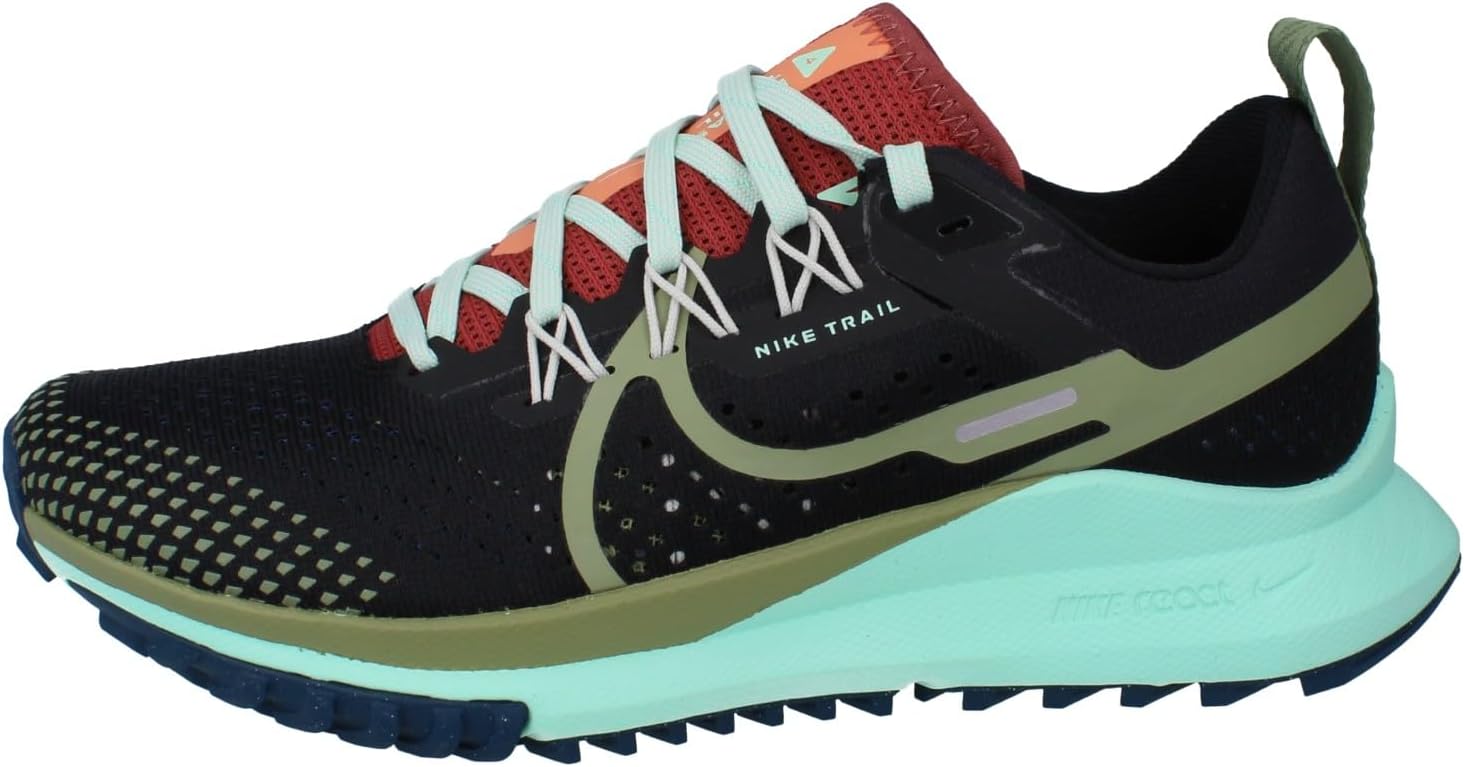 Nike Women's Pegasus React Trail 4 Trail Running Shoe, Black/Green, 7.5