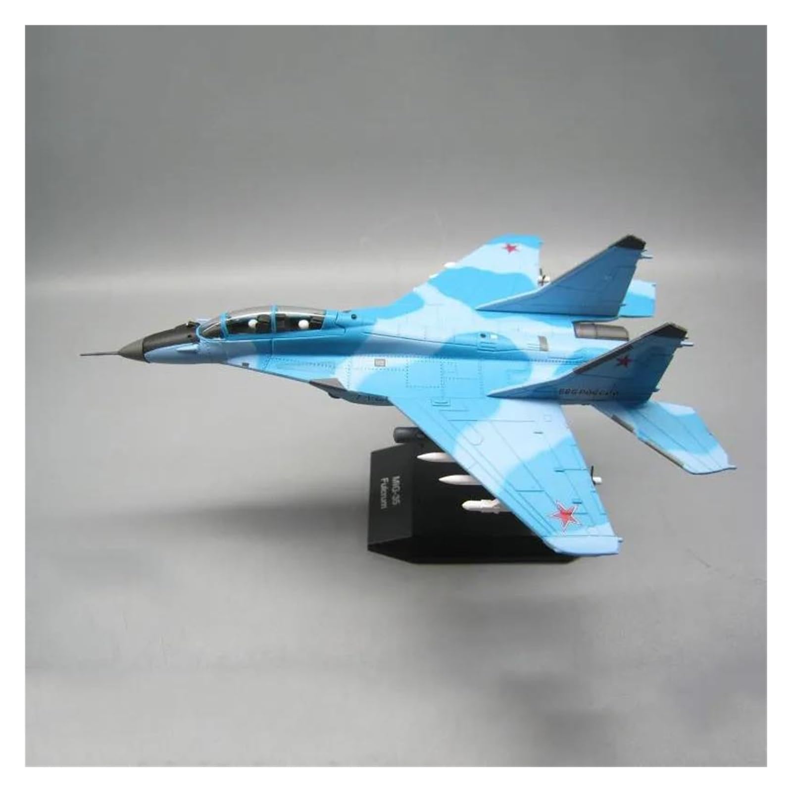 Maquette avion MIG-35 chasseur miniature 1/100 en métal pour collection