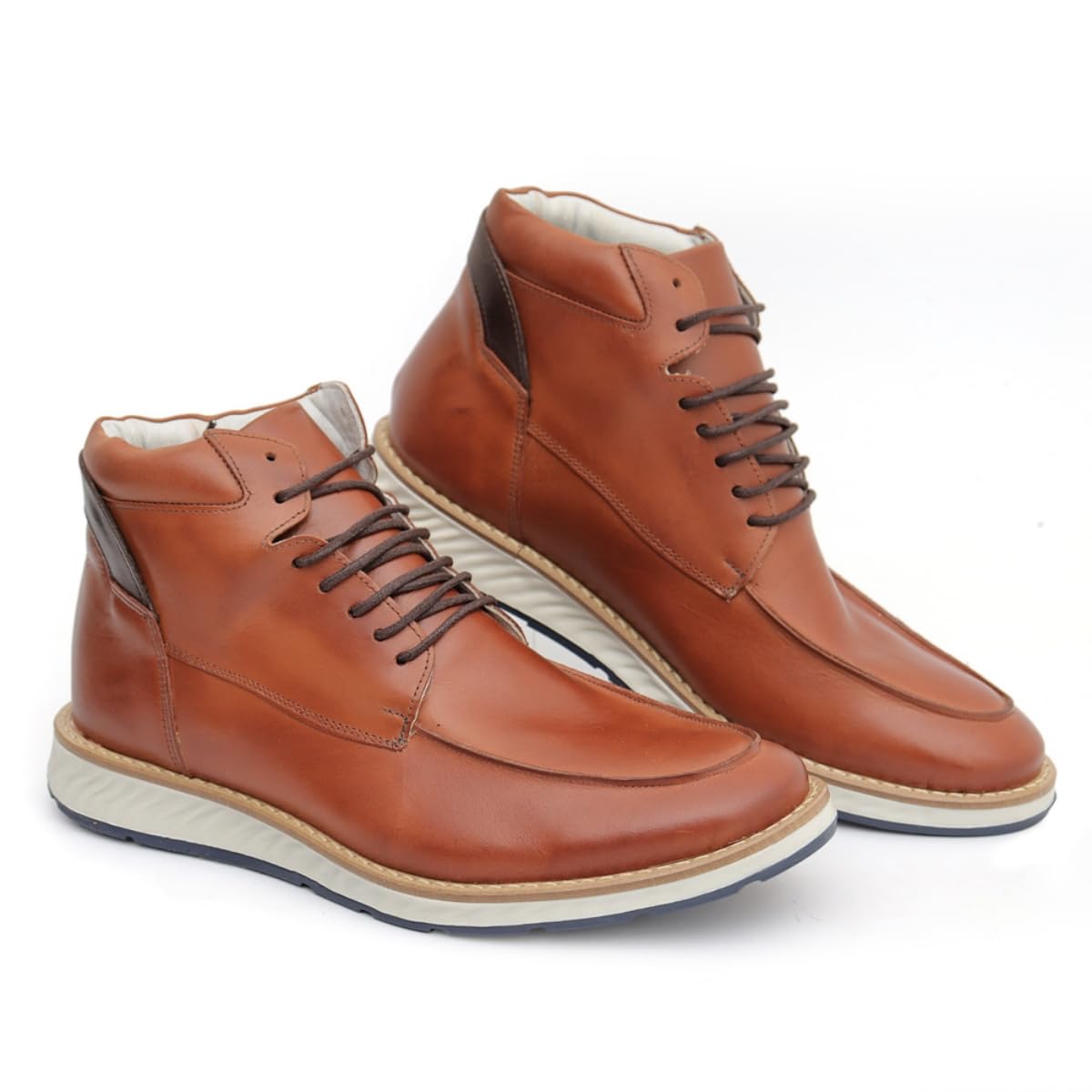 Bota Social Masculino Moc boots Elite Couro Premium Confort em promoção! Veja a oferta e mais achadinhos de Botas & Coturnos Masculinos 2 Hoje é o melhor dia para comprar Bota Social Masculino Moc boots Elite Couro Premium Confort com aquele preço maroto! Promoção! Aproveite a oferta! 2